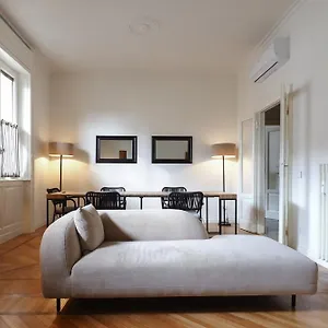 Adelaide Elegant Milan